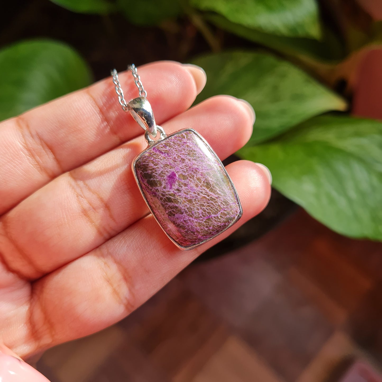 Stichtite Pendant