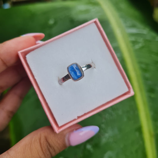 Blue Kyanite Ring - Size 10