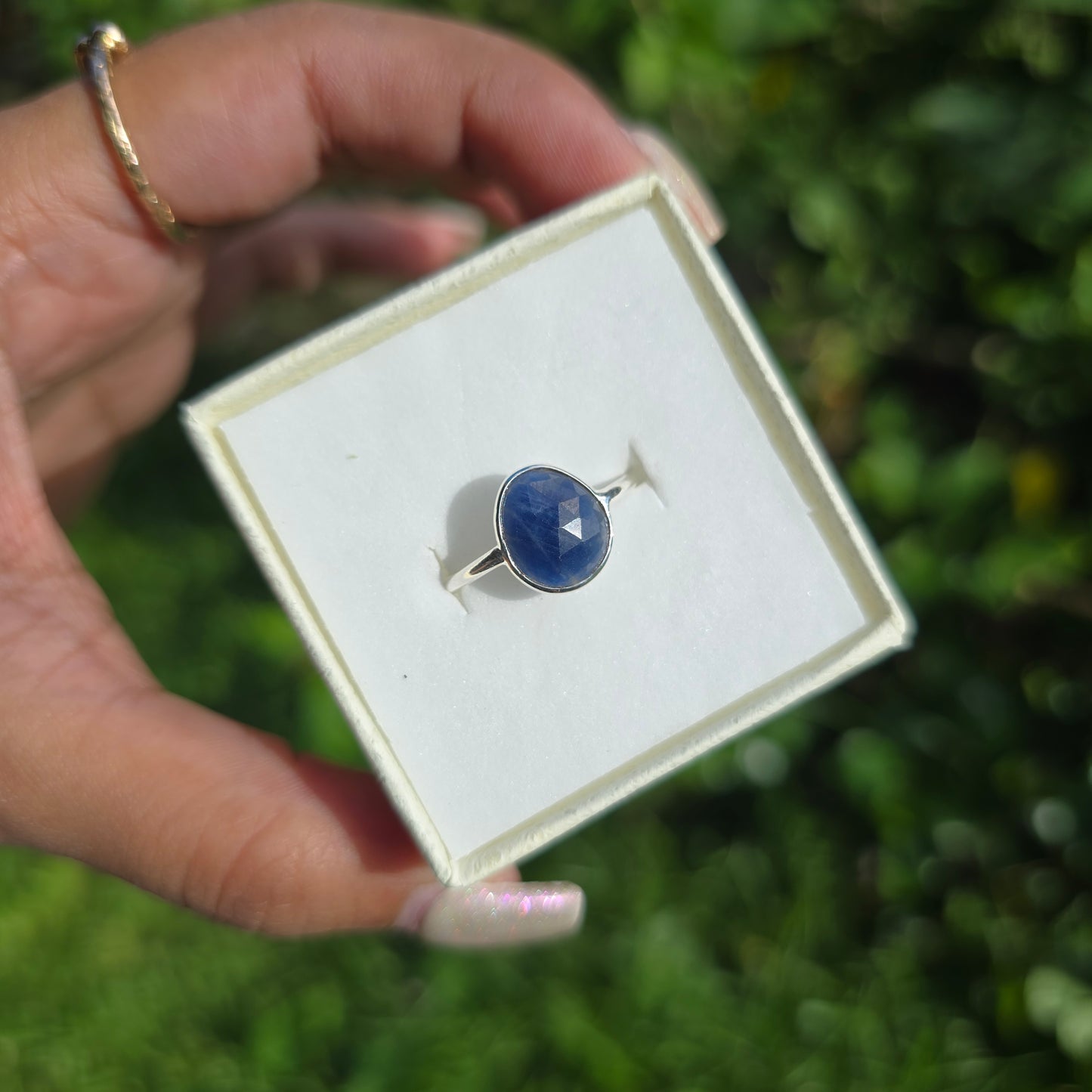 Blue Sapphire Gemstone Ring - Size 8