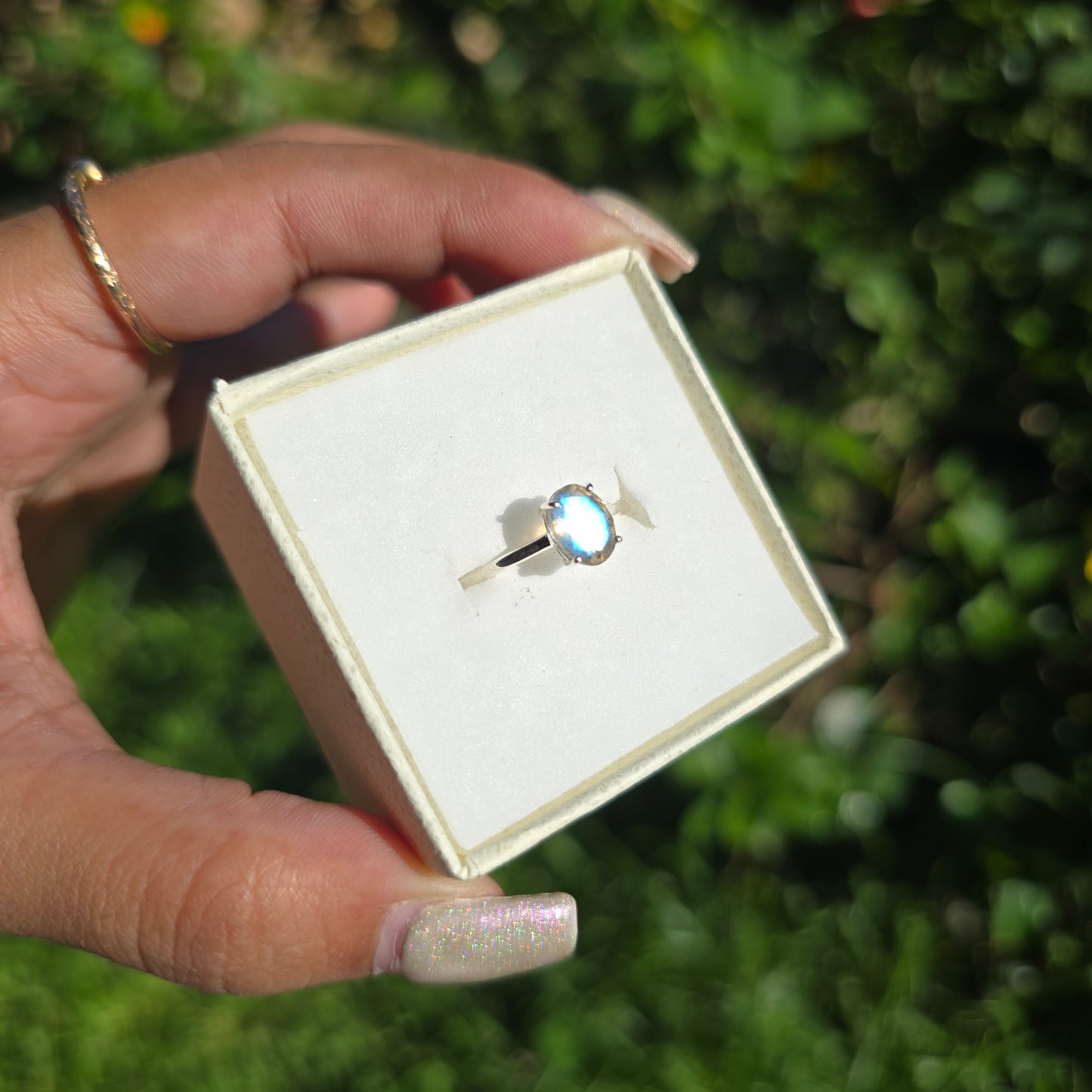 Blue Flash Labradorite Gemstone Ring - Size 6