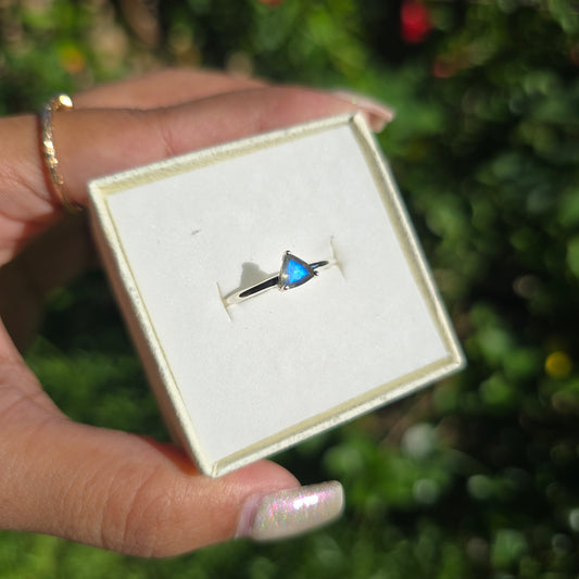 Blue Flash Labradorite Gemstone Ring - Size 9