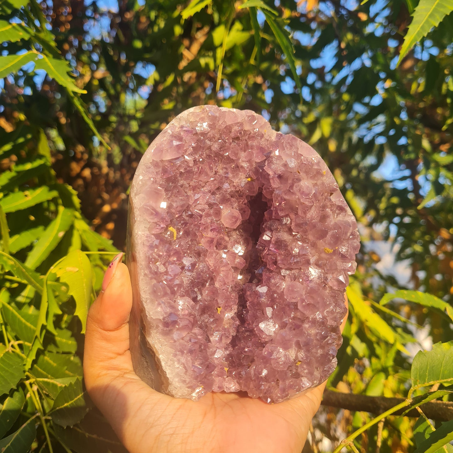 Amethyst Freeform (self-standing)