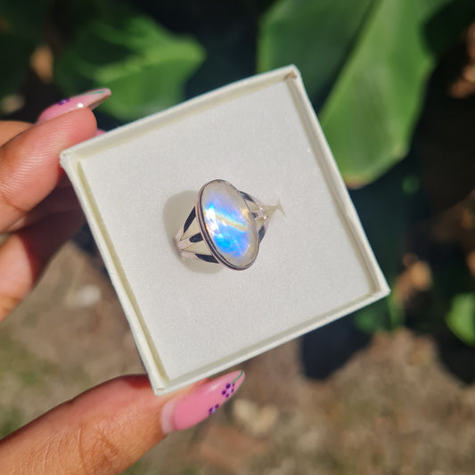 Rainbow Moonstone Gemstone Ring - Size 6