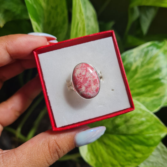 Thulite Ring - Size 7