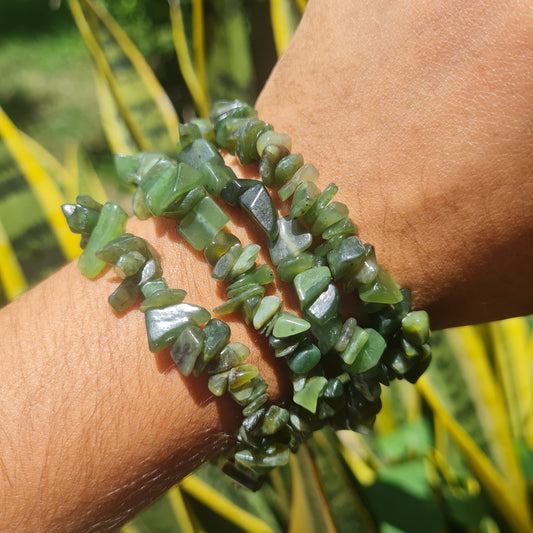 Nephrite Jade Gemstone Chip Bracelet