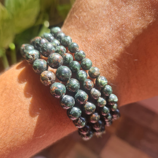 Eudialite in Seraphinite Gemstone Bracelet