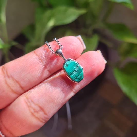 Raw Dainty Malachite Pendant