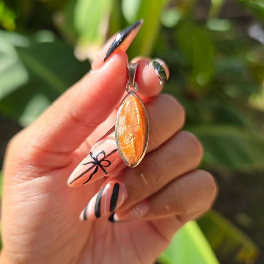 High Quality Sunstone Pendant (Grade AAA)