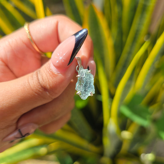 Raw Aquamarine Pendant