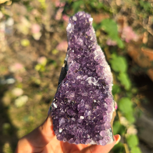 Self-Standing Amethyst Cubase Cluster No 7