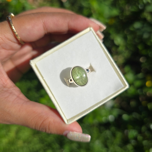 Green Kyanite Gemstone Ring - Size 7