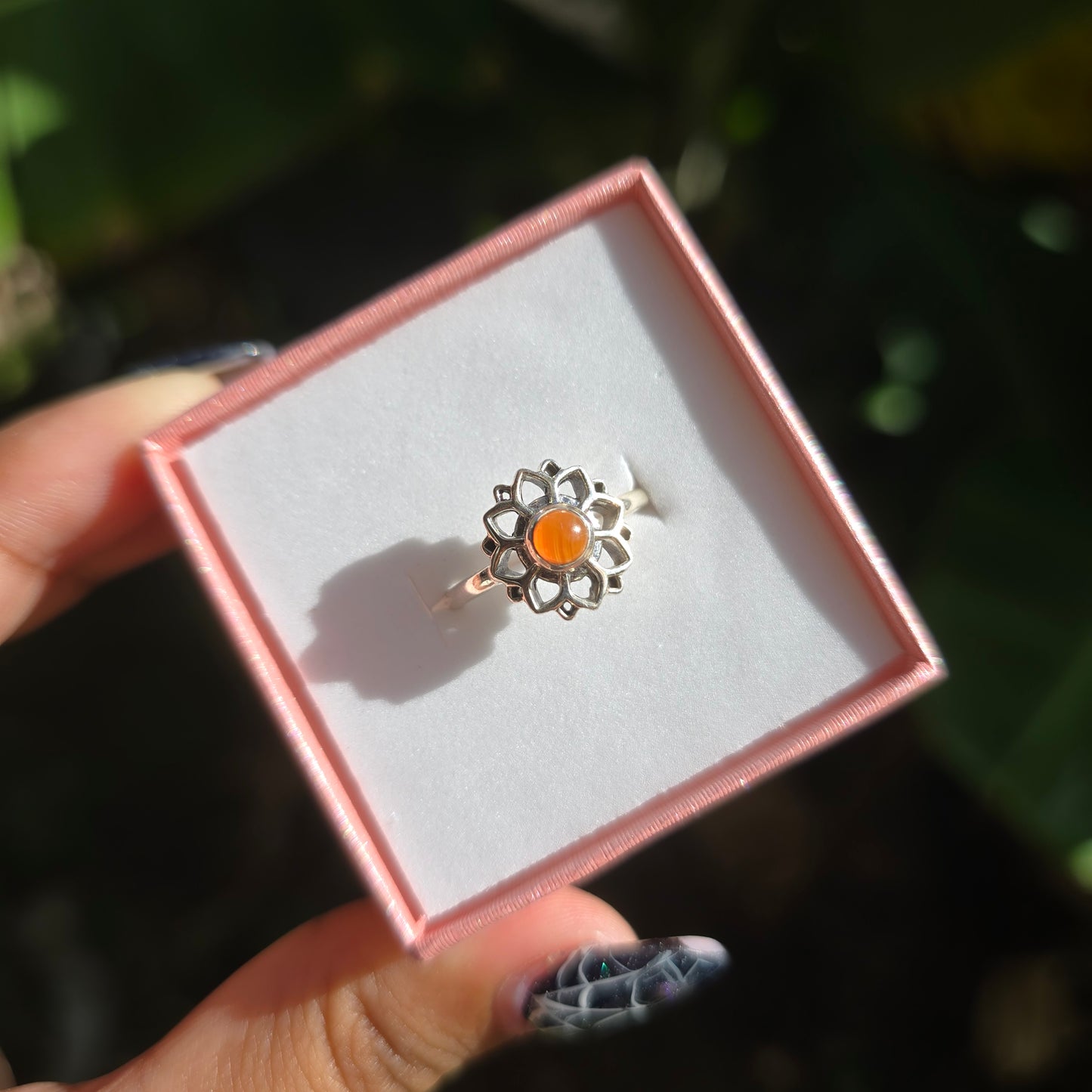 Carnelian Daisy Ring - Size 6