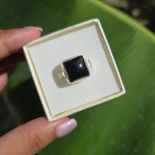 Onyx Ring - Size 7