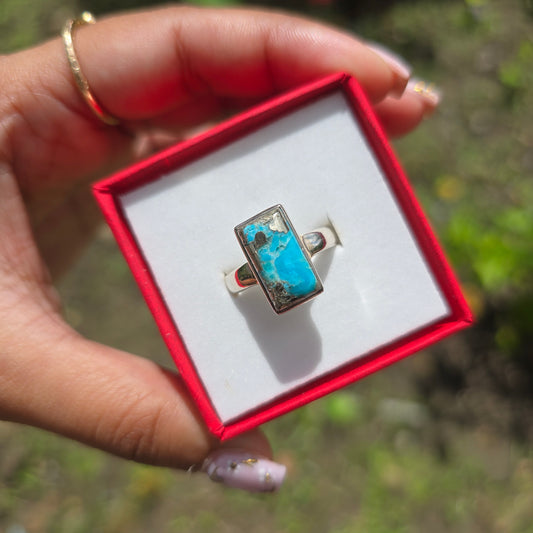Kingman Turquoise Ring - Size 8