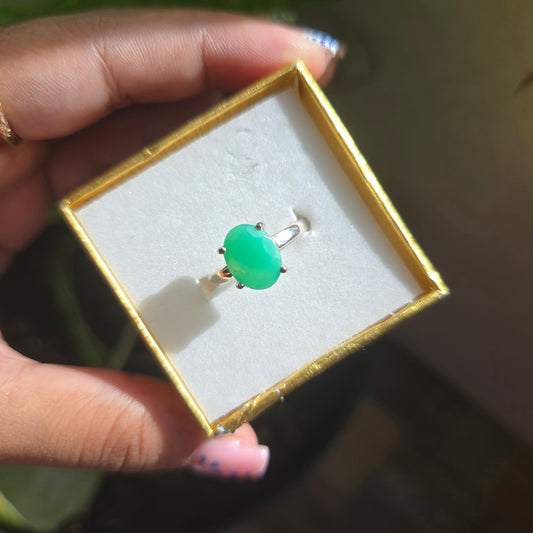 Chrysoprase Ring - Size 8