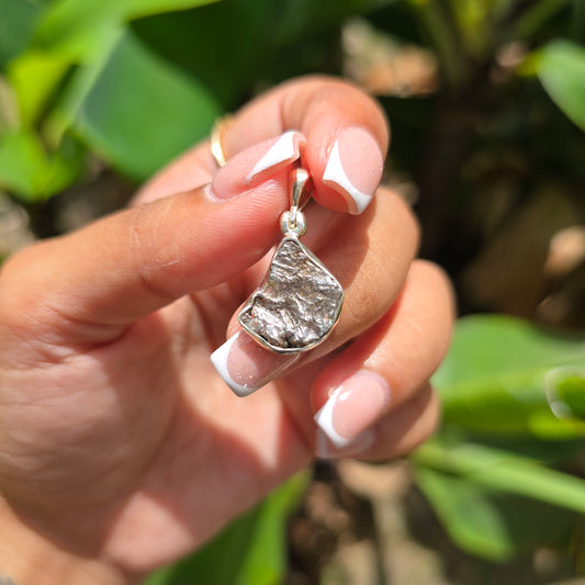 Campo del Cielo Pendant