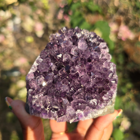 Self-Standing Amethyst Cubase Cluster No 4