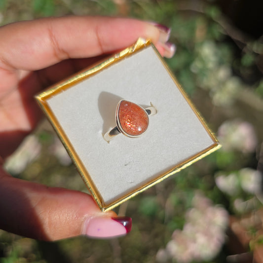 Sunstone Gemstone Ring - Size 8