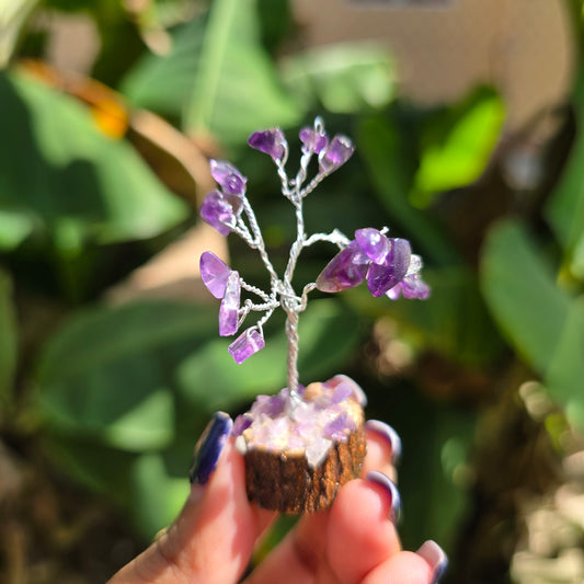 Mini Amethyst Chip Tree