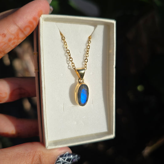 Gold Vermeil Labradorite Pendant