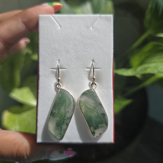 Moss Agate Dangle Earring