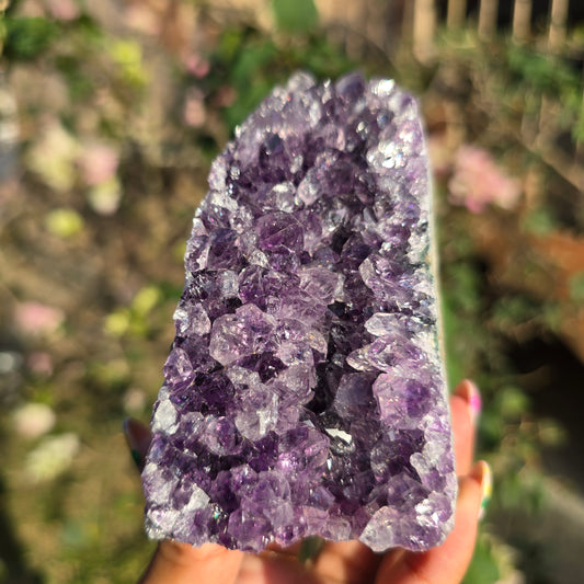 Self-Standing Amethyst Cubase Cluster No 6