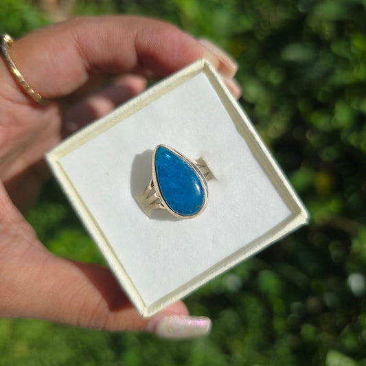 Blue Apatite Gemstone Ring - Size 7