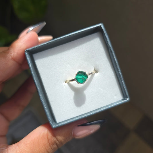 Dainty Raw Malachite Ring - Size 8