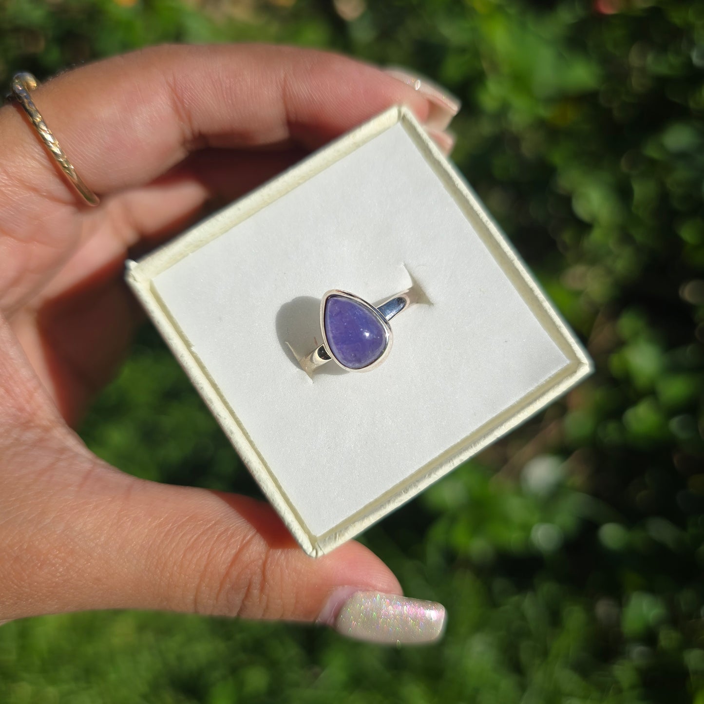 Tanzanite Gemstone Ring - Size 9
