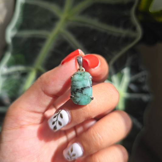Emerald Pendant