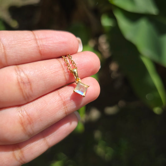 Gold Plated Labradorite Pendant